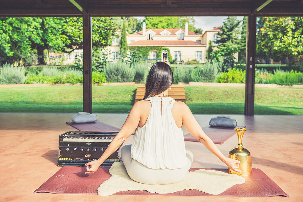 Integration walk during Sattva Yoga Reset